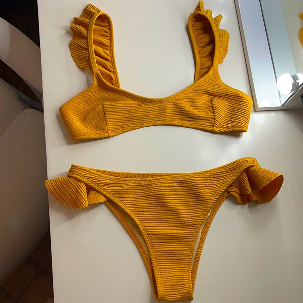 BIKINI